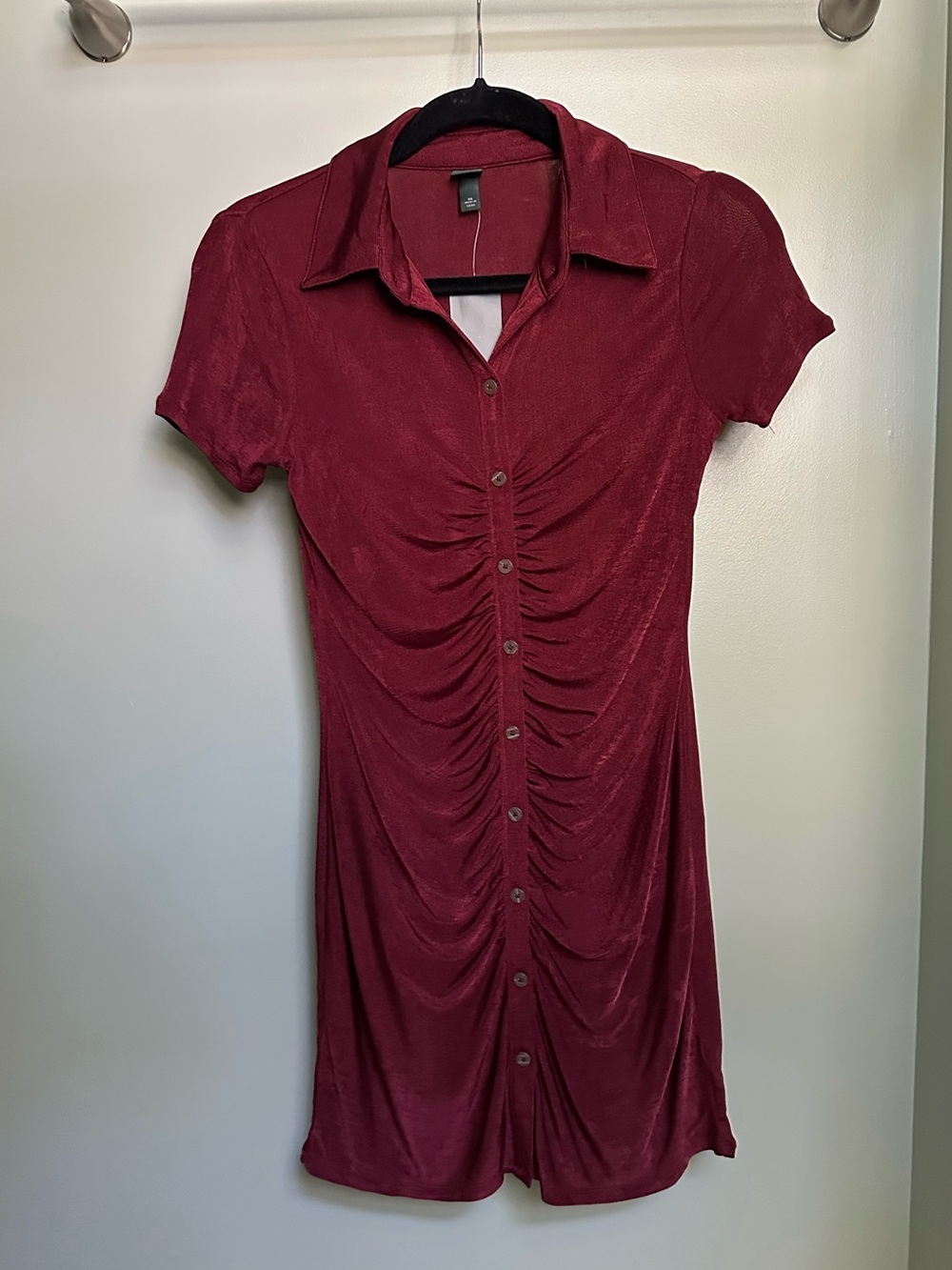 Women's Burgundy Ruched Button-Front Top - Collared Short Sleeve